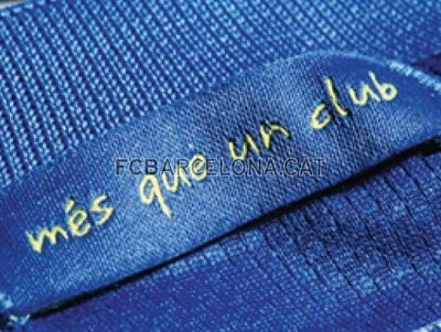 barcelona_shirts_2009_2010_mes_que_un_club.jpg