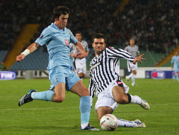 Udinese_v_Tottenham_Hotspur_UEFA_Cup_6xGWIjA2_TGl.jpg