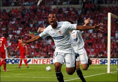 luis_fabiano_uefa_20_79955.jpg