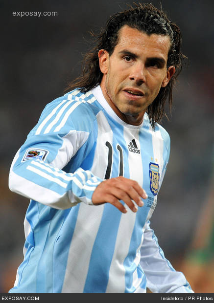 carlos_tevez_argentina_2010_soccer_2010_fifa_0nZLjh.jpg