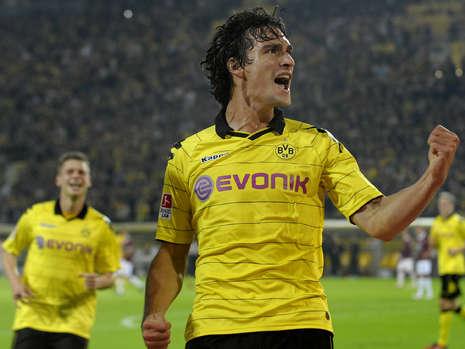 hummels_fck_17763758_MBQF_templateId_renderScaled_property_Bild_height_349.jpg