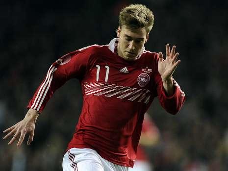 bendtner_19831179_mbqf_templateId_renderScaled_property_Bild_height_349.jpg