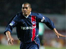 jose_aloisio_mars_2003_sous_maillot_psg_f32d9.jpg