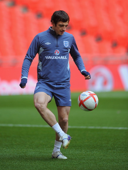 Leighton_Baines_England_Training_Press_Conference_5y6xxSTuWh_l.jpg