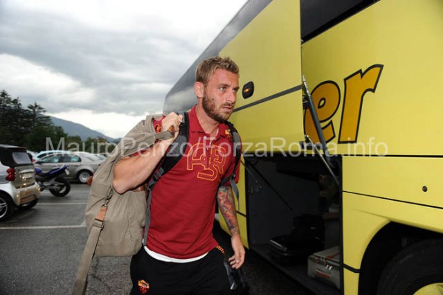 derossi_arrivo2.jpg