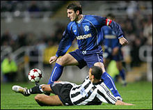220px_Dinamo_newcastle2005.jpg