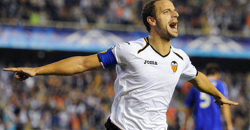 Roberto_Soldado_Valencia_v_Bayer_Leverkusen_2673099.jpg