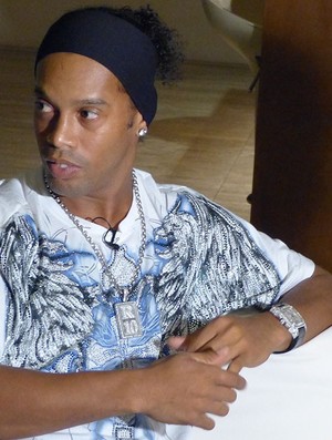ronaldinho_vicenteseda_61024.jpg