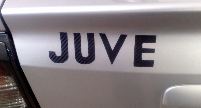 j_uuveee__640x480_.jpg