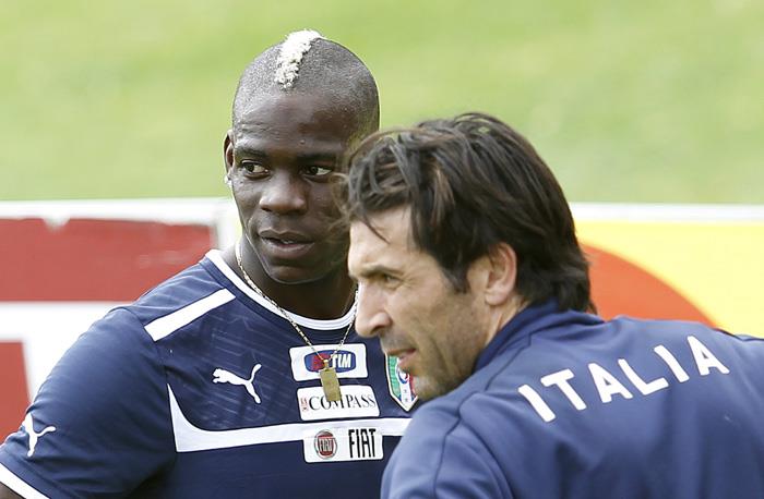 Balotelli___Buffon_28.06.2012.jpg