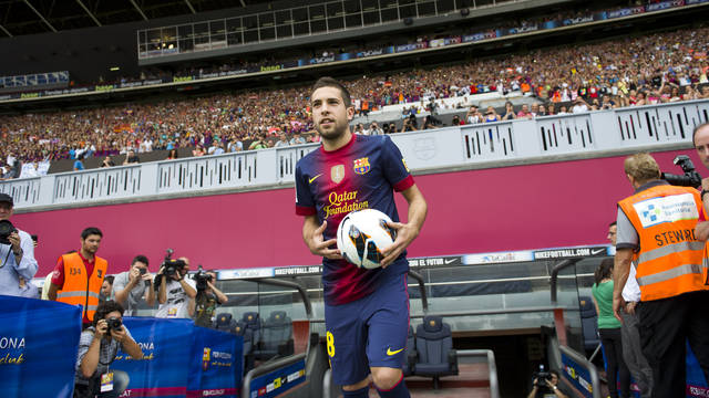 2012_07_05_PRESENTACION_JORDI_ALBA_001.v1341501903.jpg