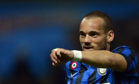 1353810766_sneijder2.jpg