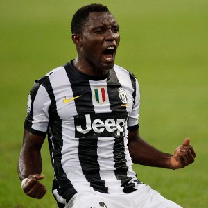 Kwadwo_Asamoah_120811_Celebrates_AI_300.jpg