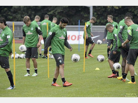 1768329797_werder_bremen_norderney_training_dribbler_jj09.jpg