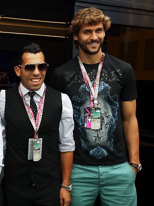 138368_tevez_llorente.jpg