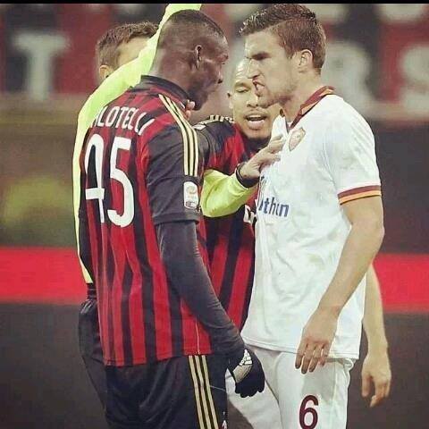 strootman_vs_balloteli.jpg