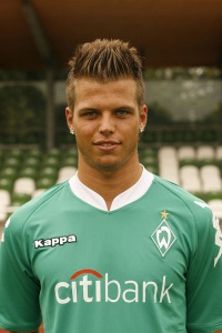 200px_Dennis_Diekmeier.jpg