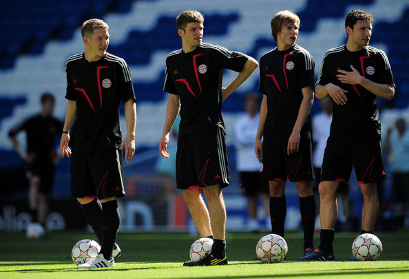 Bastian_Schweinsteiger_Thomas_Muller_UEFA_NhZhNJ4uzQ3l.jpg