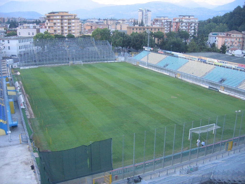 Stadio_Matusa_Frosinone.jpg