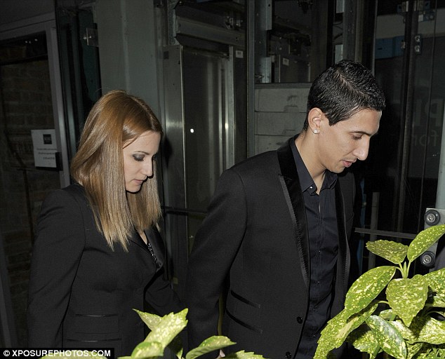 23B8EE4800000578_2859978_Angel_di_Maria_and_partner_Jorgelina_Cardoso_leave_their_first_M_a_40_1417677008381.jpg