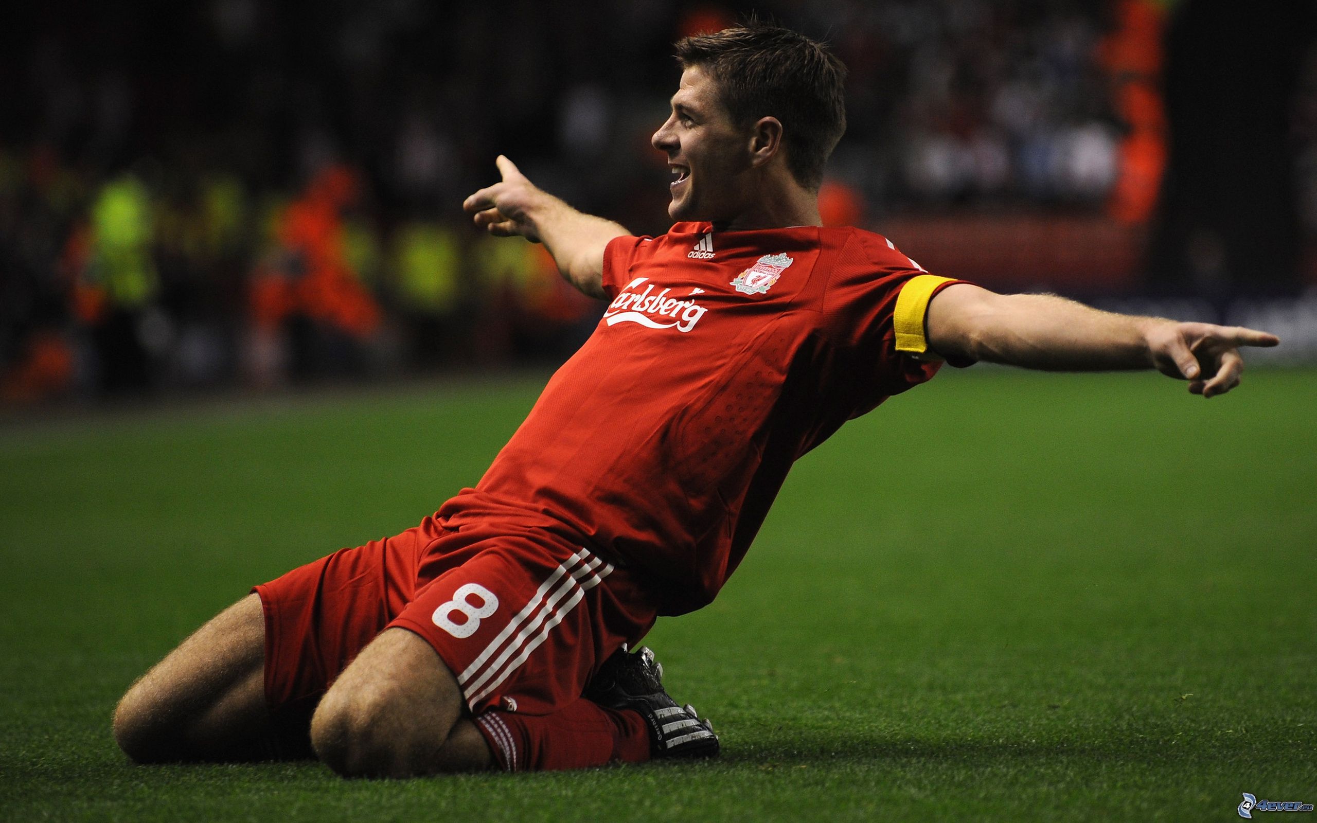 steven_gerrard_159504.jpg