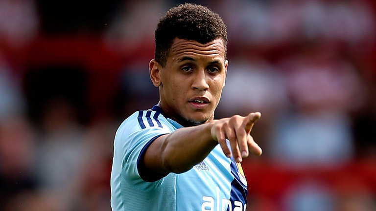 season_friendly_match_ravel_morrison_west_ham_3181023.jpg