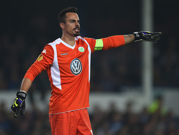 Diego_Benaglio_Everton_FC_v_VfL_Wolfsburg_OG1qBXIyGFhl.jpg