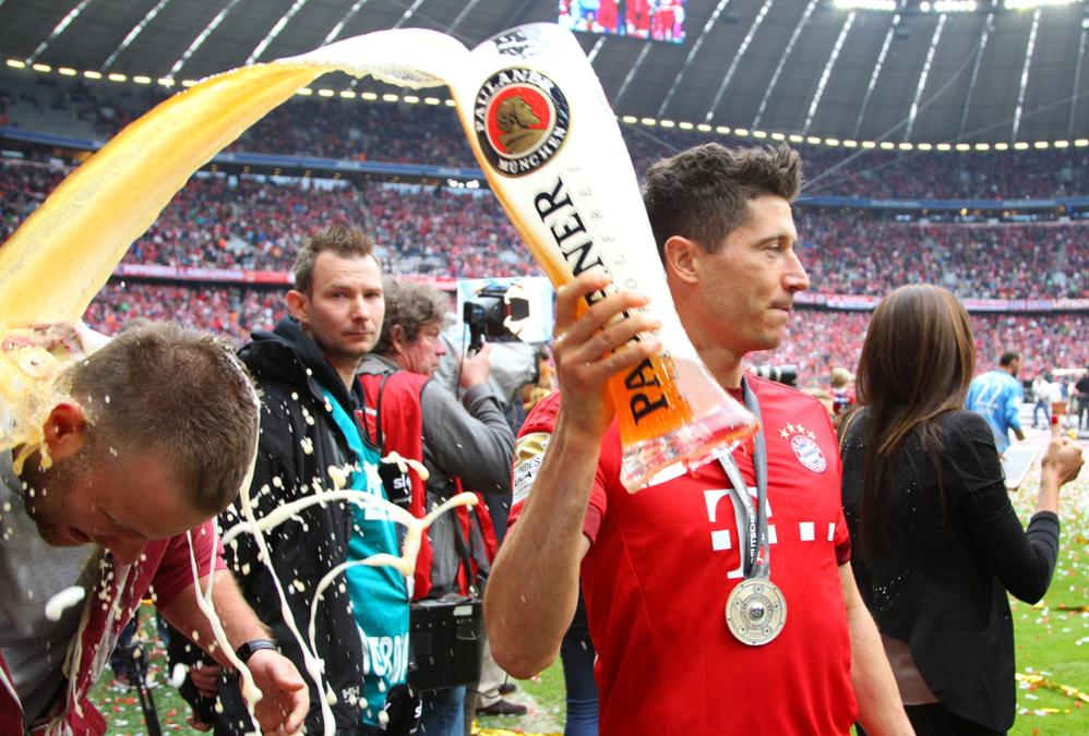 169157804_bayern_muenchen_deutscher_meister_2015_R0ef.jpg