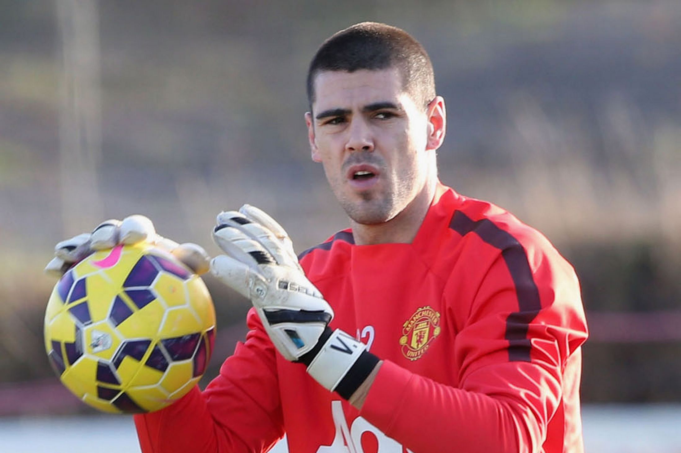 Victor_Valdes_training.jpg