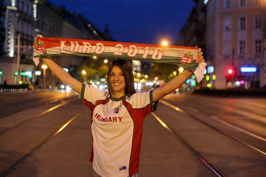 girls_euro_2016_1.jpg