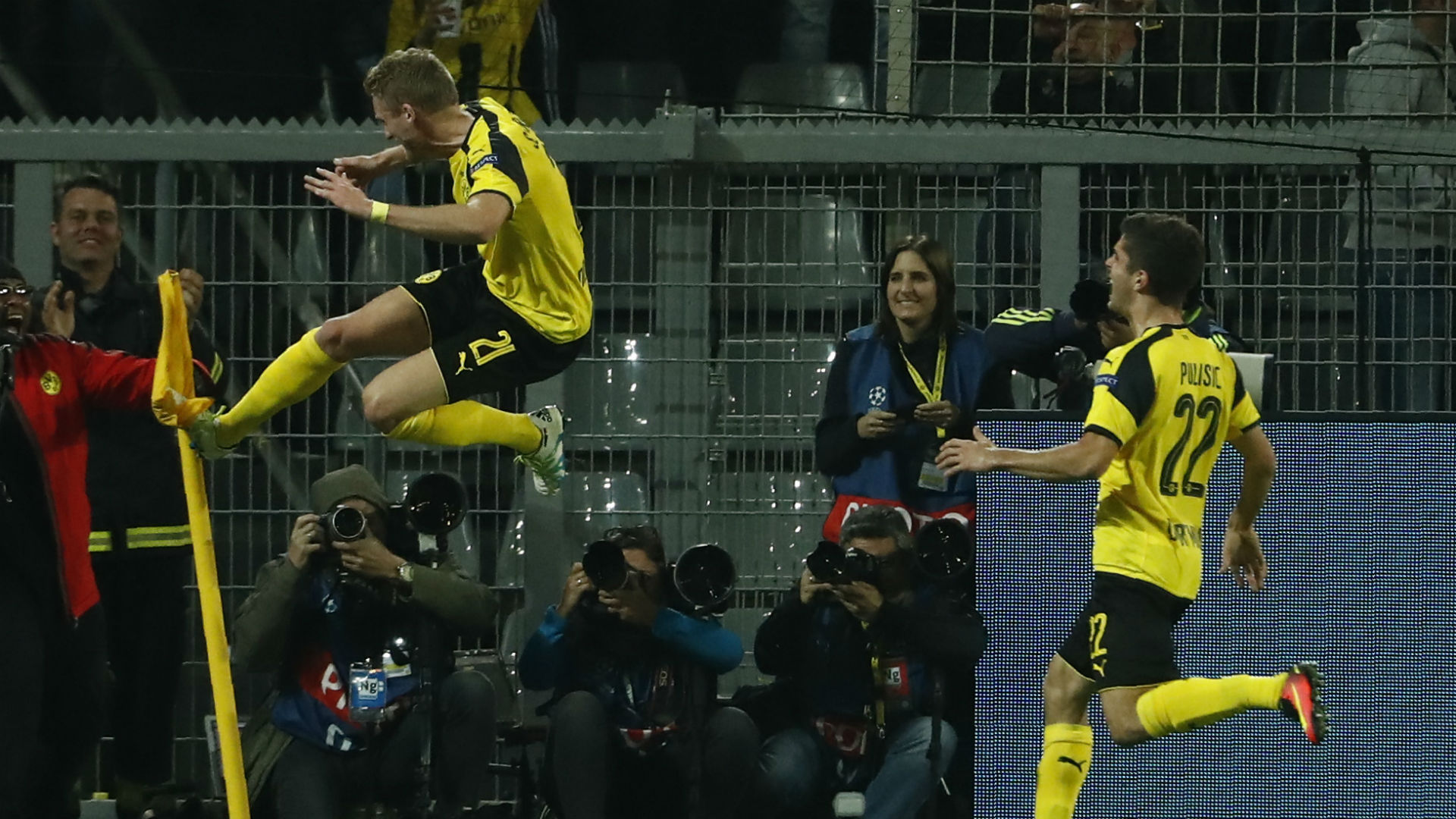 andre_schurrle_champions_league_borussia_dortmund_v_real_madrid_cfzo75sfw3sk12qjy6w145obc.jpg