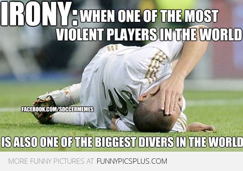 pepe_violent_player_biggest_diver.jpg