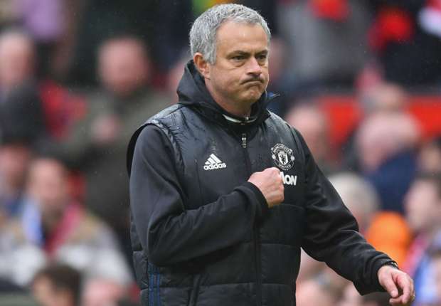 mourinho_cropped_1a28zuwml42s61nf919682ja86.jpg