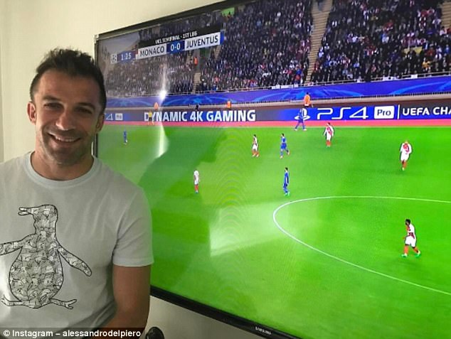 3FE93BFC00000578_4470934_Alessandro_Del_Piero_posted_a_picture_of_him_enjoying_the_game_o_a_147_1493848625544.jpg