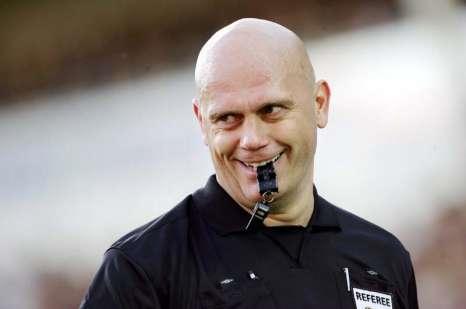 chelsea_barca_ref_tom_henning_ovrebo.jpg