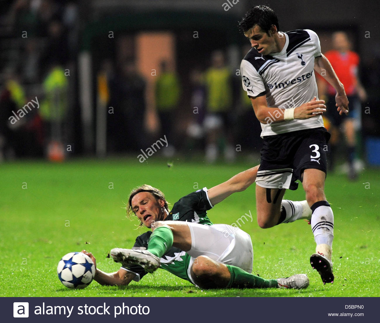 werder_bremen_faces_tottenham_hotspur_in_the_champions_league_group_D5BPN0.jpg