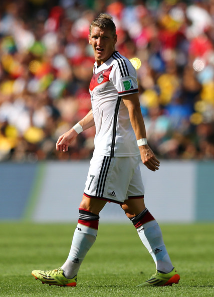 Bastian_Schweinsteiger_France_v_Germany_Quarter_B6rE7_f1irHl.jpg