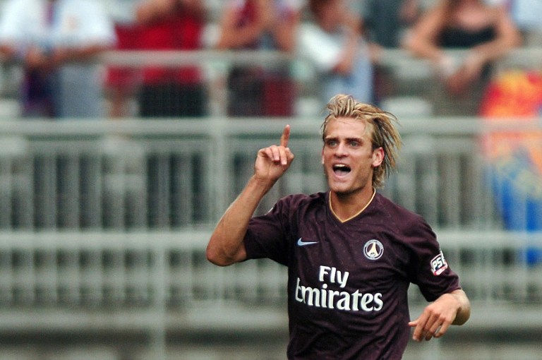 Jerome_Rothen_Lyon_vs_PSG_Champions_Trophy_2006.jpg