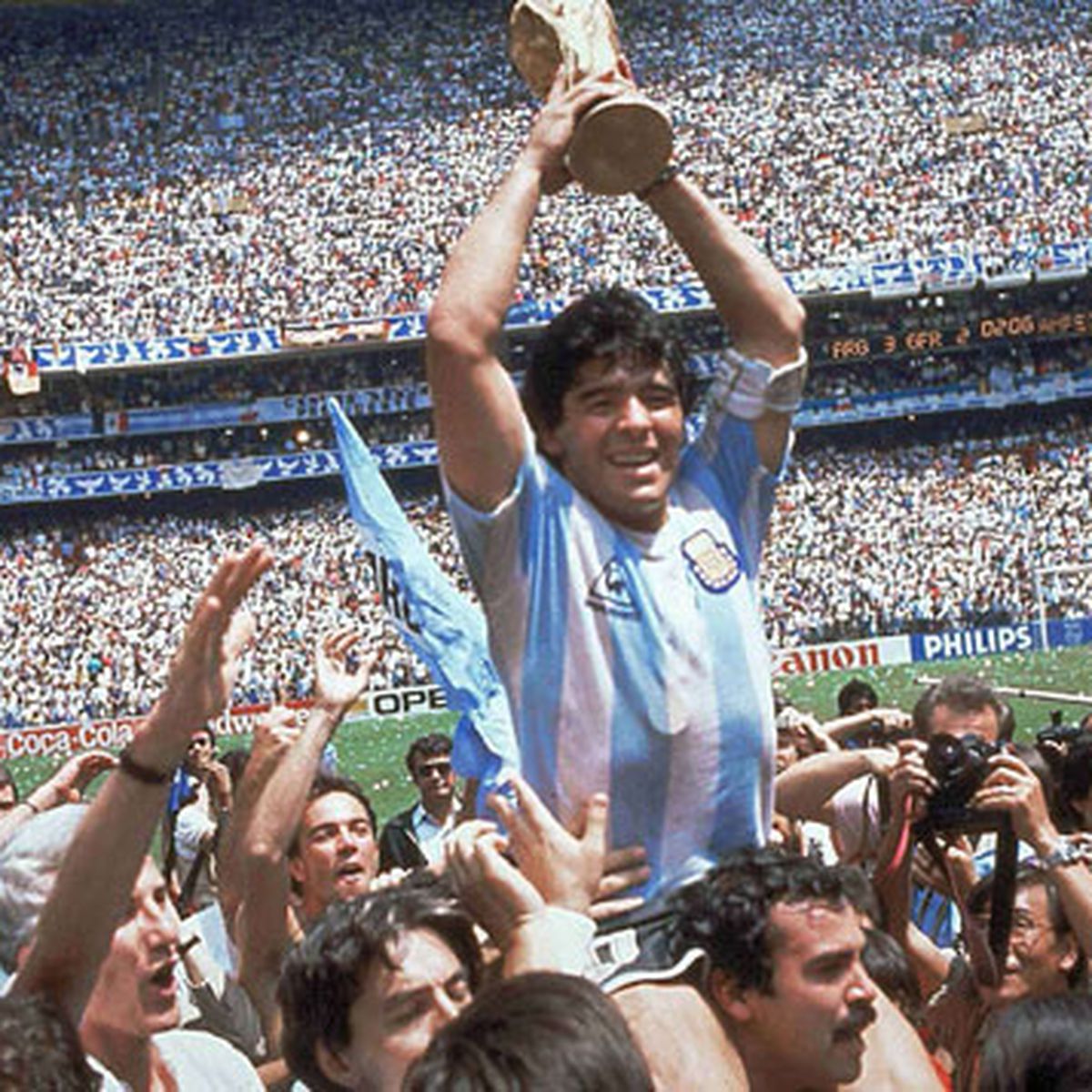 maradona.jpg