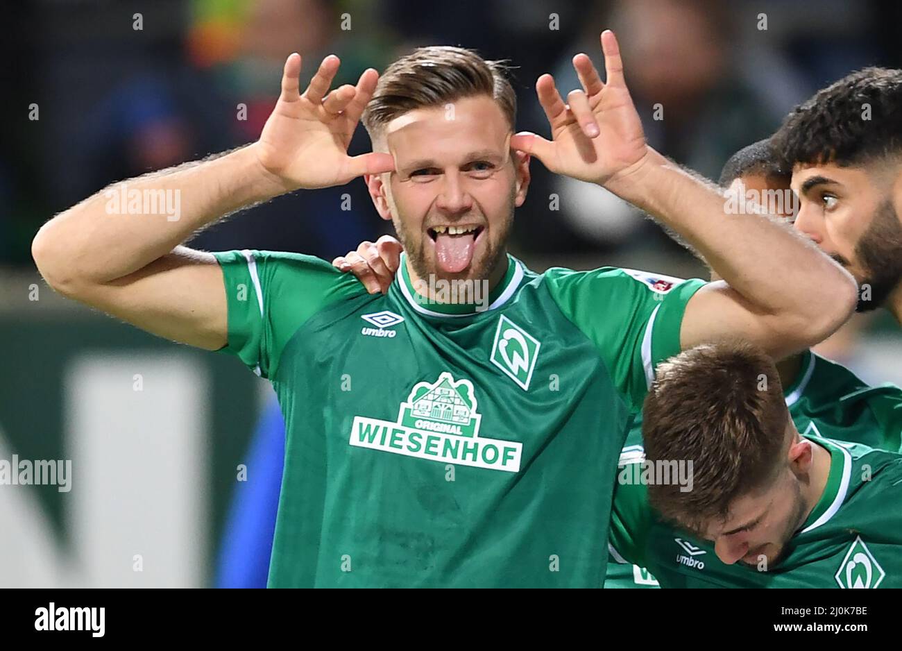 bremen_germany_19th_mar_2022_soccer_2nd_bundesliga_werder_bremen_darmstadt_98_matchday_27_wohninvest_weserstadion_werders_niclas_fllkrug_celebrates_his_goal_for_10_credit_carmen_jaspersendpa_important_note_in_accordanc.jpg
