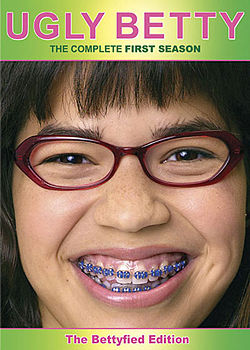 250px_UglyBetty_S1_1_.jpg