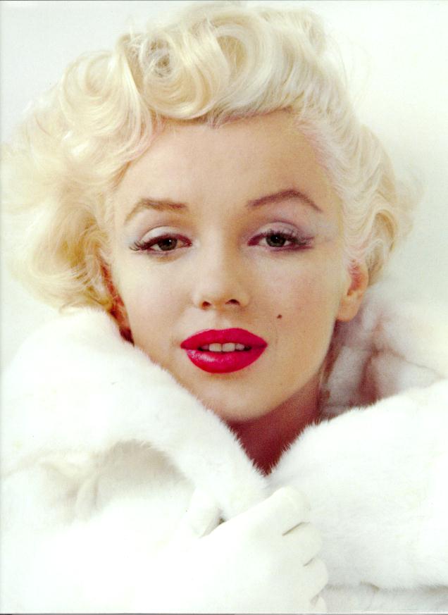 Marilyn_Monroe_photo2.jpg