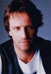 600full_christopher_lambert.jpg