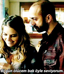 tumblr_m5seafcTdR1ry9v1po2_250.gif