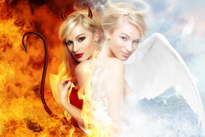 a__angel_and_devil_woman_1506674.jpg