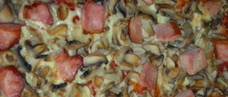 nanas_pizza.jpg