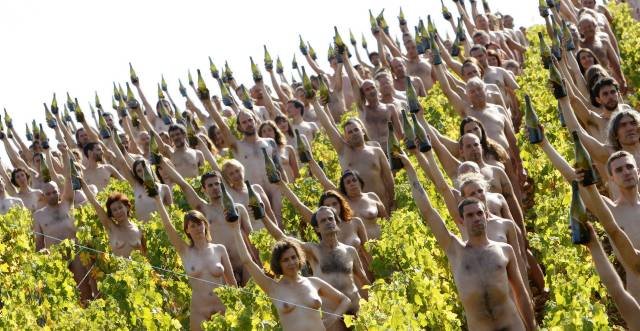 spencer_tunick_2.jpg