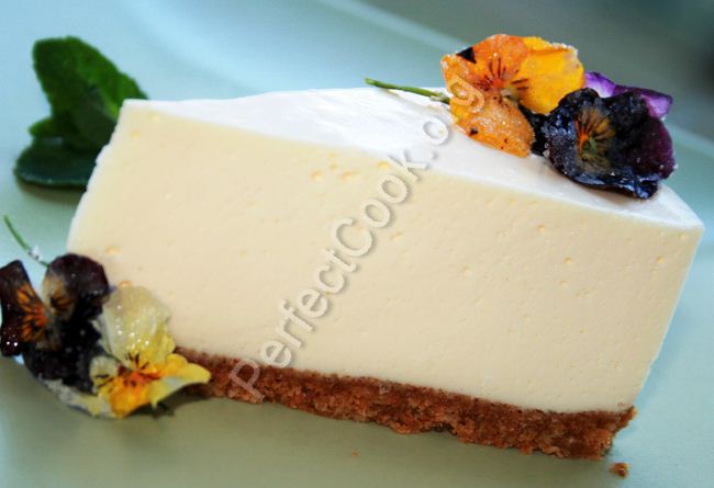 cheesecakeflowerlogo.jpg