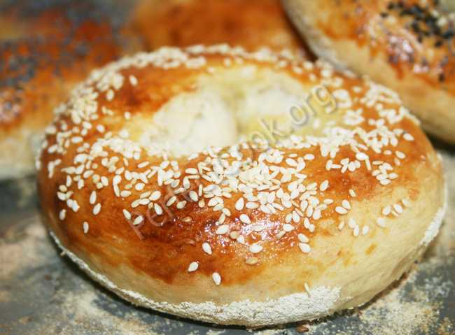 bagelsesame.jpg