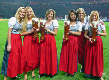 tbr_paulaner_girls1.jpg